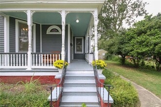 146 Florida Ave in Portsmouth, VA - Foto de edificio - Building Photo