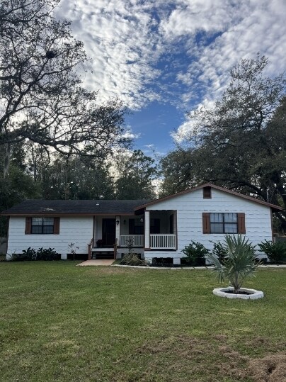 512 Stallings Ave in Deltona, FL - Building Photo