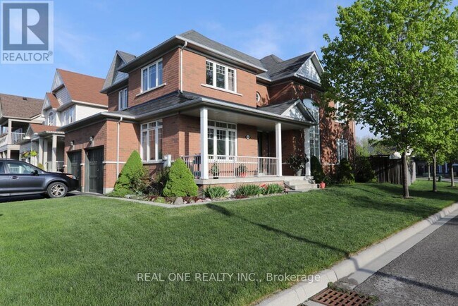 29 Duckfield Crescent in Ajax, ON - Building Photo - Building Photo