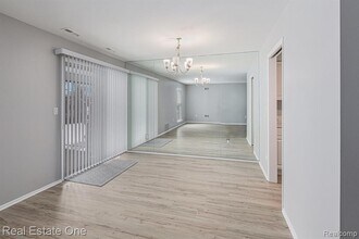 31085 Pheasant Run St in Farmington Hills, MI - Building Photo - Building Photo