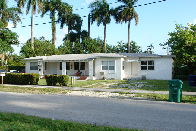 1485 NE 116th St in Miami, FL - Building Photo - Building Photo