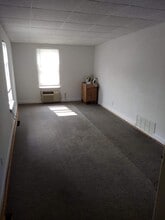 3452 Sheridan Rd, Unit 4D in Zion, IL - Foto de edificio - Building Photo