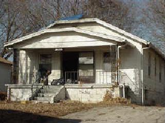 2422 E 70th Terrace in Kansas City, MO - Building Photo