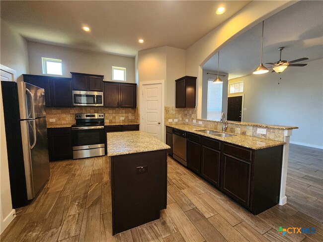 property at 565 Creekside Frst