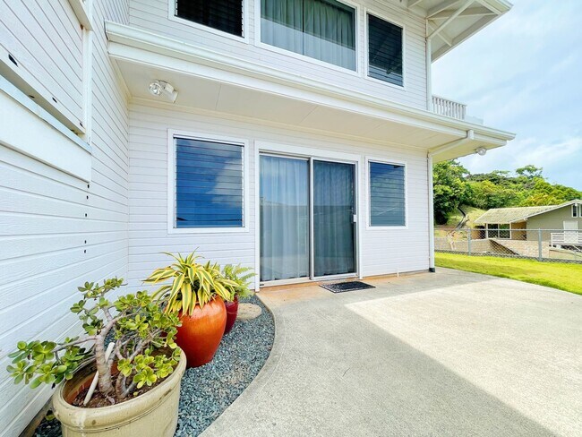 1435 Akiikii Pl in Kailua, HI - Building Photo - Building Photo