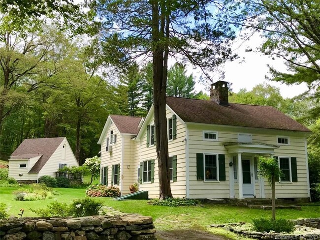 property at 1 Hall Rd