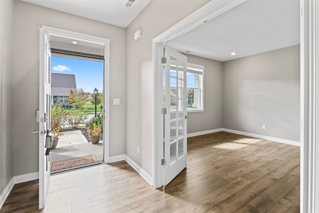 6124 Farlin Dr in Whitestown, IN - Building Photo - Building Photo