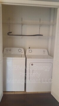 4211 Willowisp Dr photo'