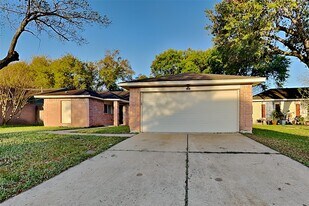 2203 Wheathall Camp Ln in Katy, TX - Building Photo