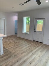 9026 Scott St in Houston, TX - Building Photo - Building Photo