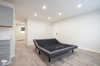 701 Bragaw St in Anchorage, AK - Building Photo - Building Photo