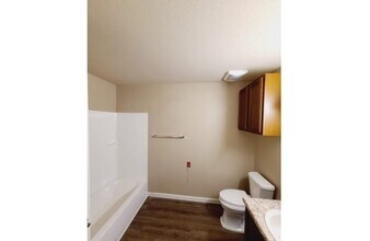 602 W Commons St in Refugio, TX - Building Photo - Building Photo