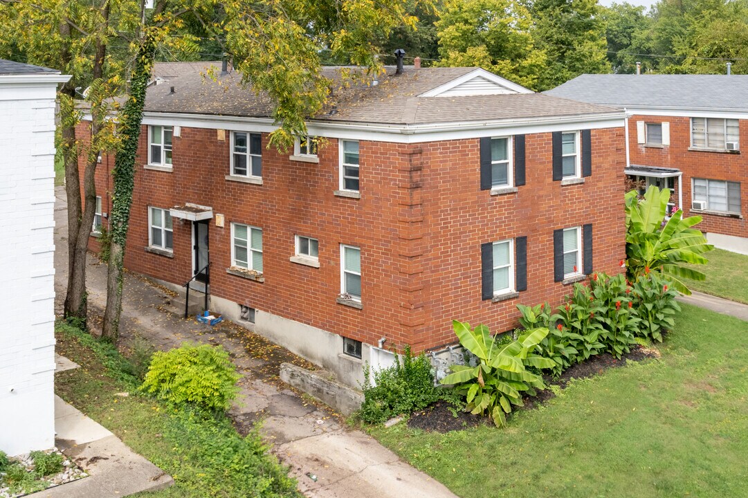 1449 Nightingale Rd in Louisville, KY - Foto de edificio