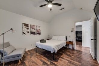 3933 Wisteria Ln in Haltom City, TX - Building Photo - Building Photo