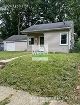 1024 Leslie St in Lansing, MI - Building Photo