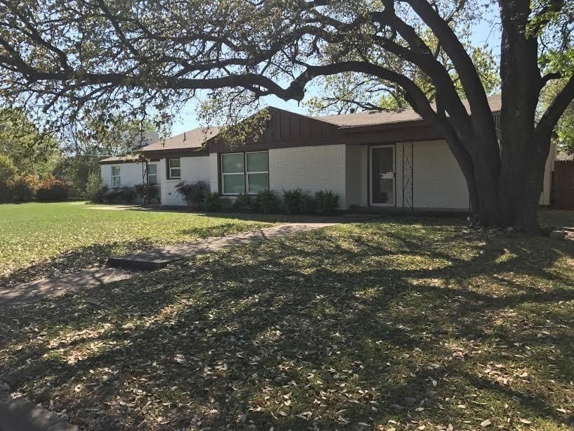 3601 South Dr in Fort Worth, TX - Building Photo