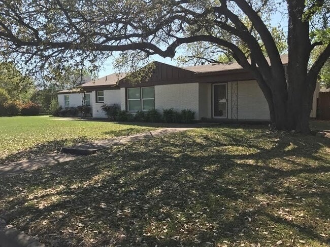 property at 3601 South Dr