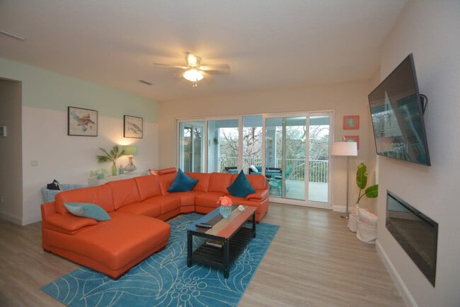 36 Moody Dr