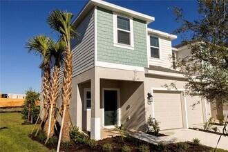 7609 WATERSCAPE Dr in Groveland, FL - Building Photo - Building Photo