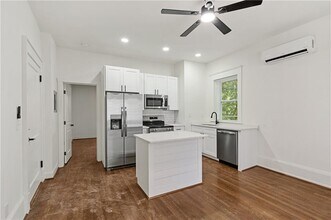 360 Ponce De Leon Ave NE in Atlanta, GA - Building Photo - Building Photo