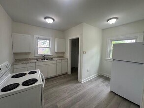 922 E 17th Ave in Columbus, OH - Building Photo - Building Photo