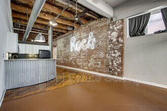 421 S Main St in Memphis, TN - Building Photo - Building Photo