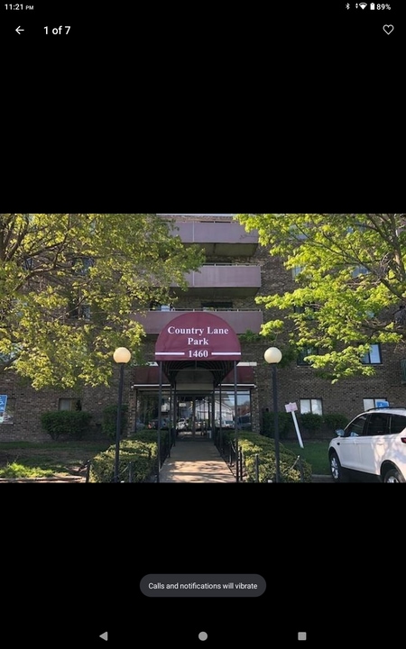1460 Fairlane Dr in Schaumburg, IL - Building Photo