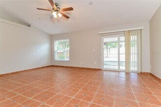 13130 Pinyon Dr in Clermont, FL - Foto de edificio - Building Photo