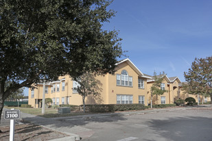 The Reserve at Kanapaha Apartments