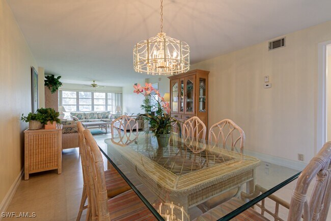 3608 Arctic Cir in Naples, FL - Building Photo - Building Photo