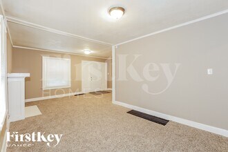 6220 Tracy Ave in Kansas City, MO - Foto de edificio - Building Photo