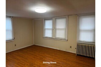 1027 West St in Riverhead, NY - Building Photo - Building Photo