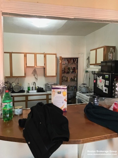 26 Symphony Rd, Unit 3 in Boston, MA - Foto de edificio - Building Photo