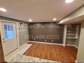 8888 S 400 E in Sandy, UT - Foto de edificio - Building Photo
