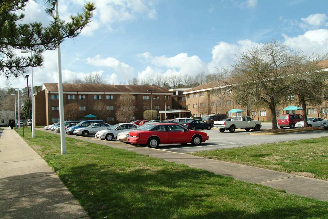 The Sands in Virginia Beach, VA - Building Photo