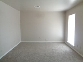 5502 Deep Forest Dr in Houston, TX - Building Photo - Building Photo