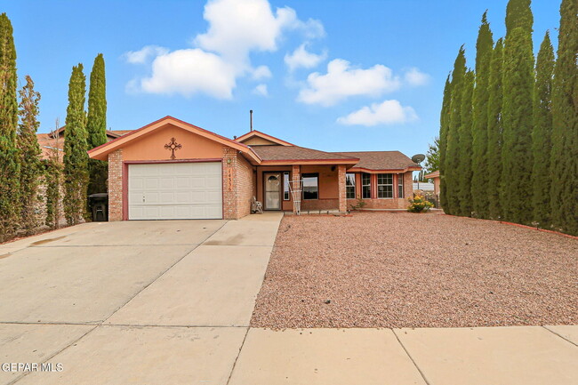 property at 14336 Puentecillas Dr