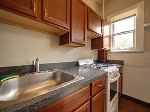 Caldwell Apartments in Troy, NY - Foto de edificio - Building Photo