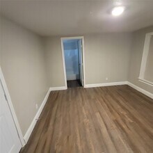 6810 Bleker St in Houston, TX - Building Photo - Building Photo