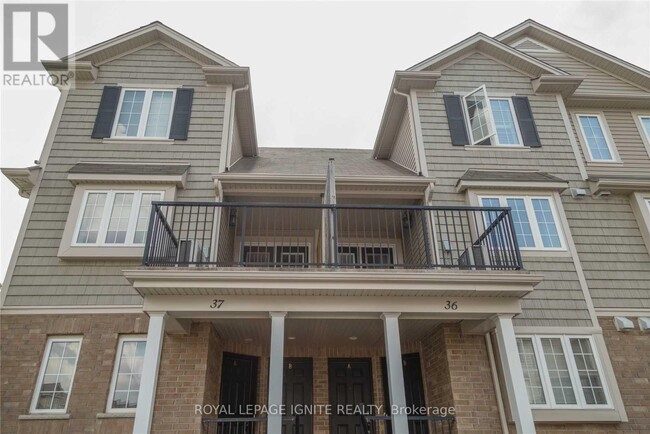 15-315 Carere Crescent in Guelph, ON - Building Photo - Building Photo