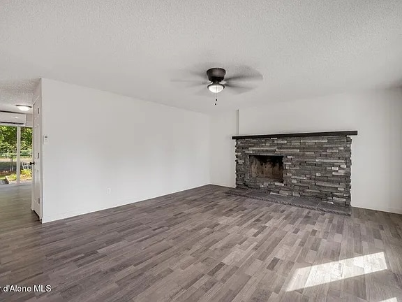 3812 Belmont Rd in Coeur d'Alene, ID - Building Photo - Building Photo