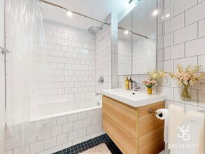 Seigel Street in Brooklyn, NY - Building Photo - Building Photo