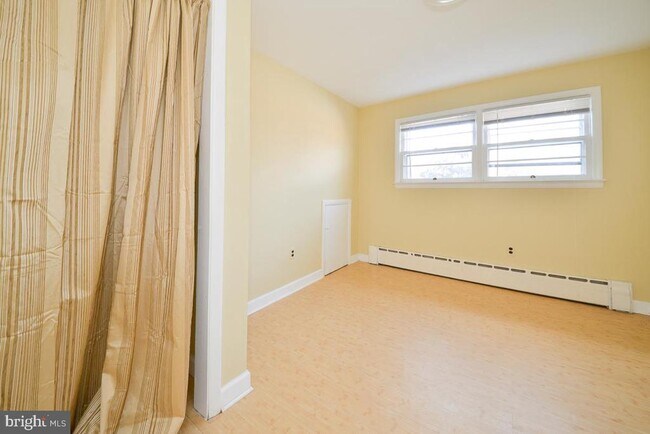 3035 Hazelton St in Falls Church, VA - Building Photo - Building Photo