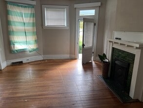 212 E Capitola Ave in Kinston, NC - Building Photo - Building Photo