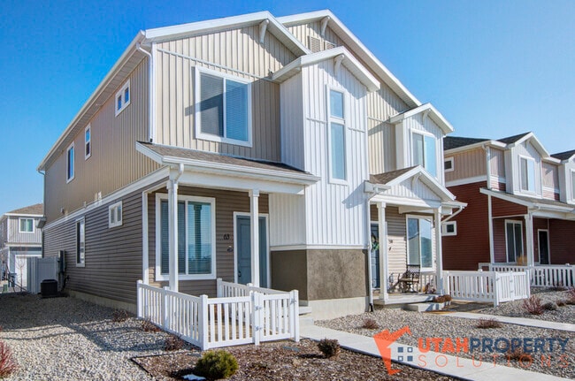 property at 63 N Veranda Ct