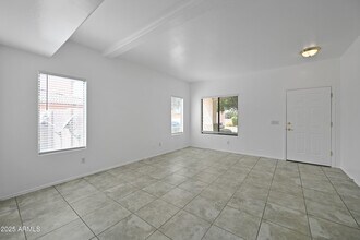 605 W Latona Rd in Phoenix, AZ - Building Photo - Building Photo
