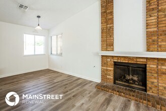 6536 W Joe Michael Way in Las Vegas, NV - Building Photo - Building Photo