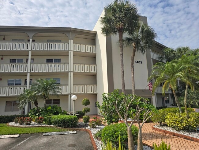 3403 Bimini Ln