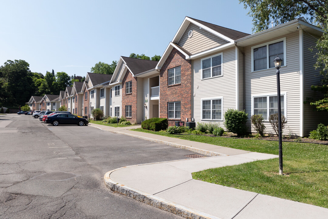 Greenbush Terrace in East Greenbush, NY - Building Photo