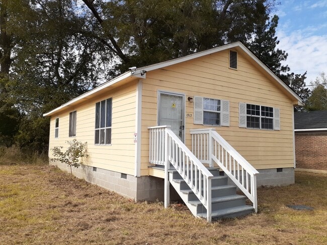 property at 1513 Tremont St